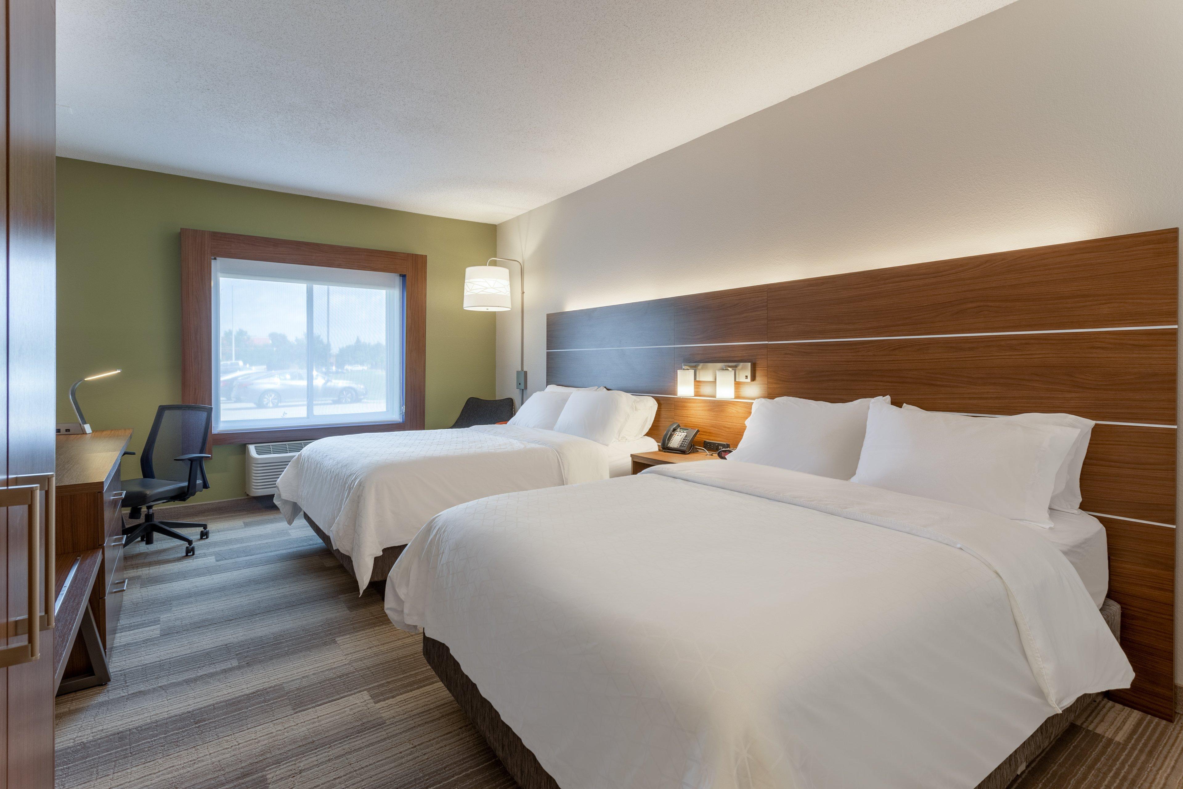 Holiday Inn Express Hotel & Suites Burlington By Ihg Экстерьер фото
